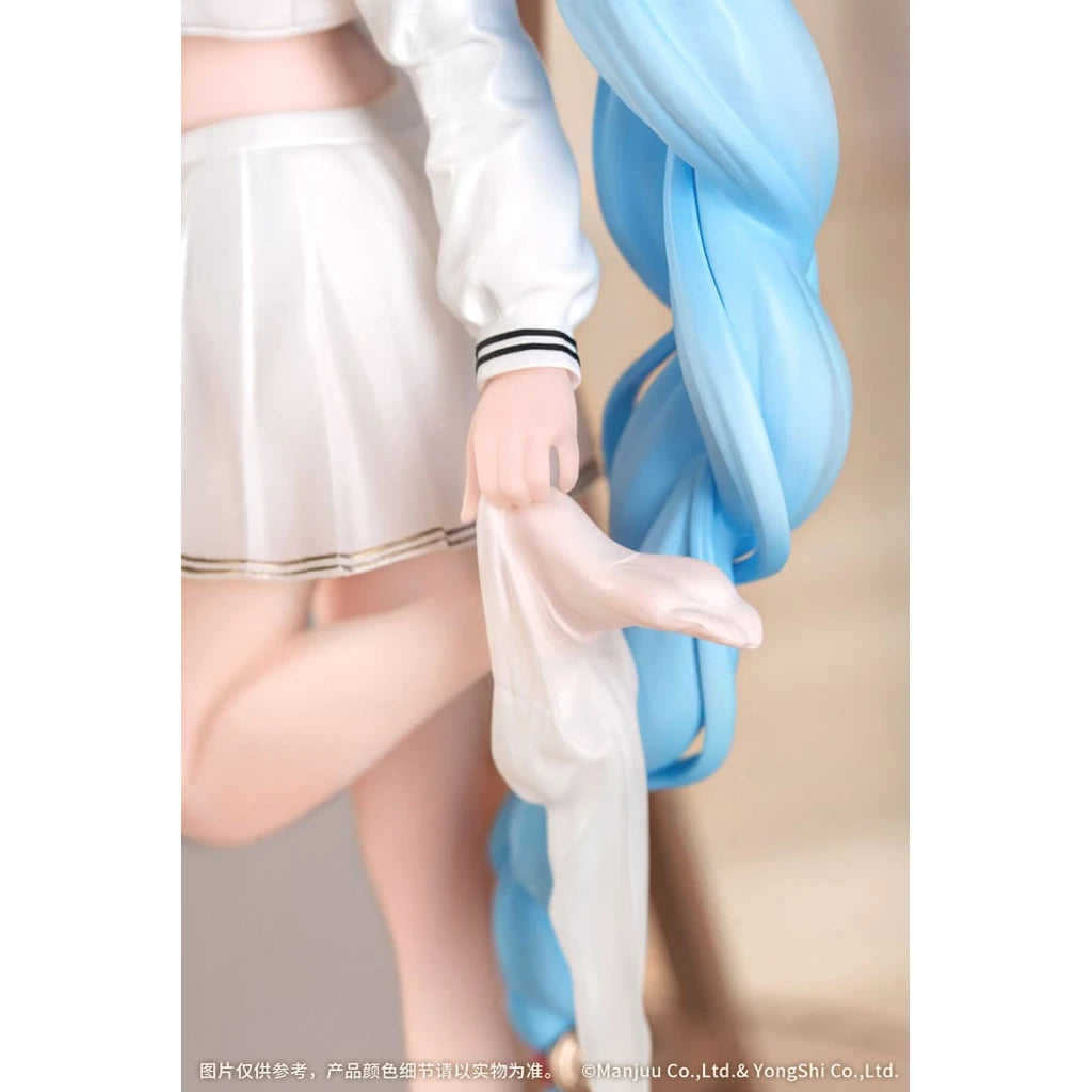 Azur Lane PVC Statue 1/8 Janus Fear of Changing Clothes 20 cm