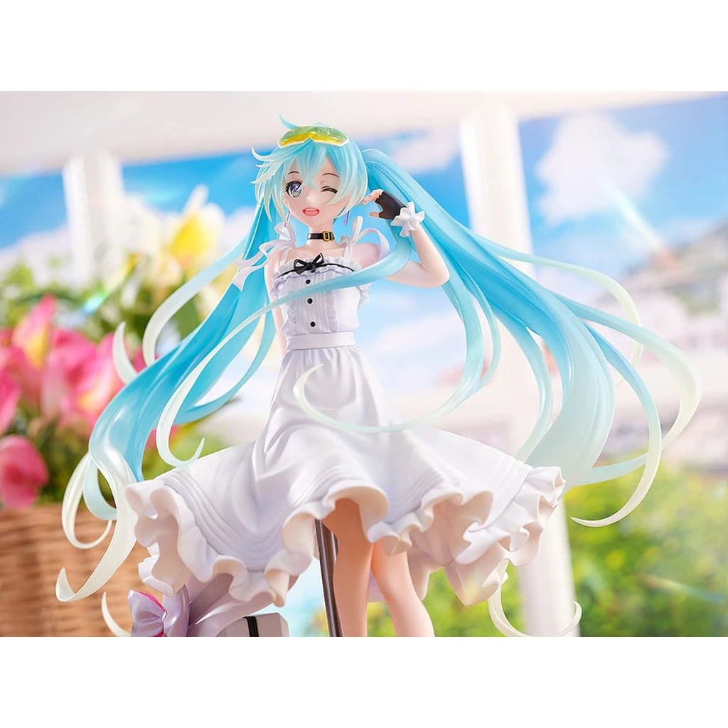 Hatsune Miku GT Project Original PVC Statue 1/7 Vacation Style Ver. 24 cm