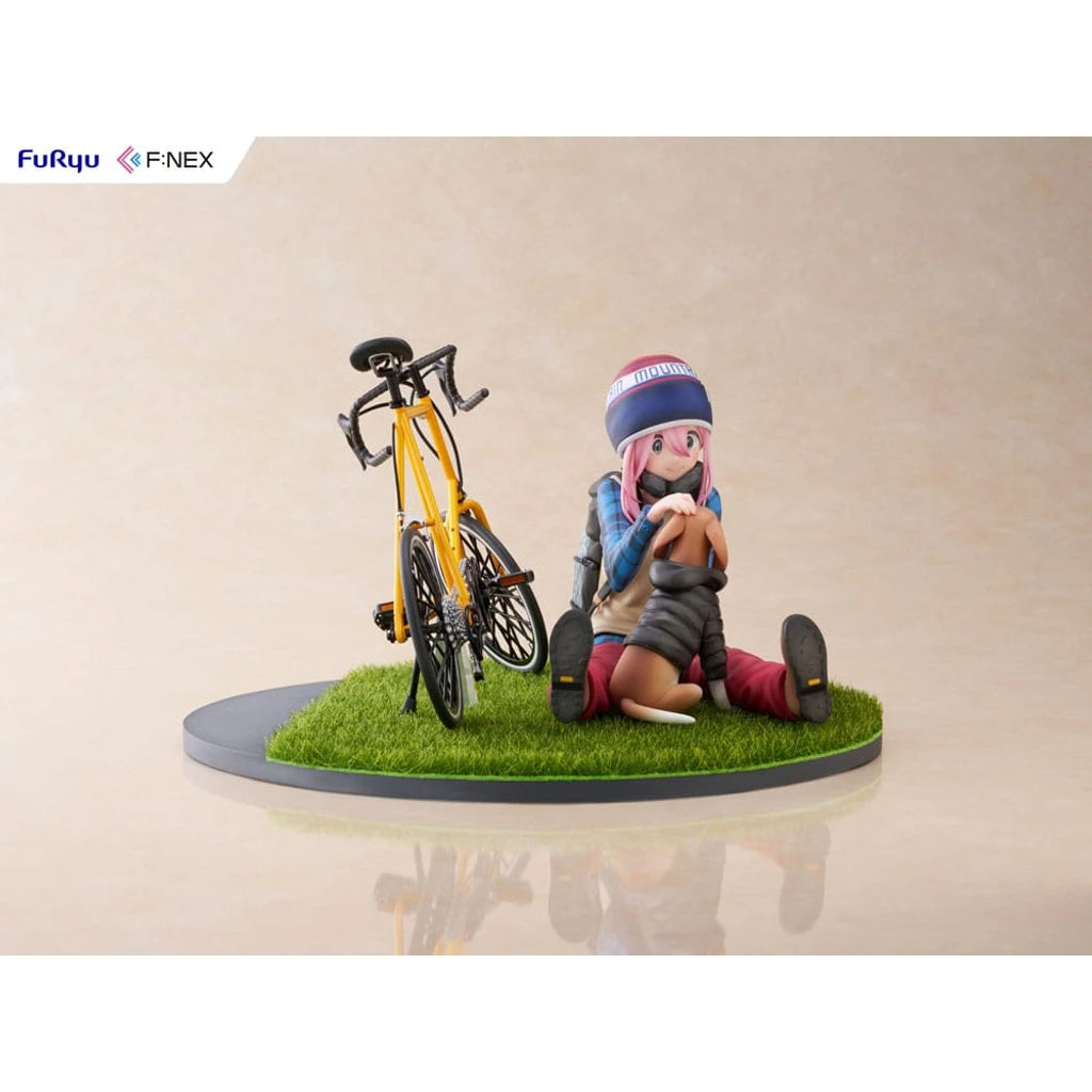 Laid Back Camp F:NEX PVC Statue 1/7 Nadeshiko Kagamihara 13 cm