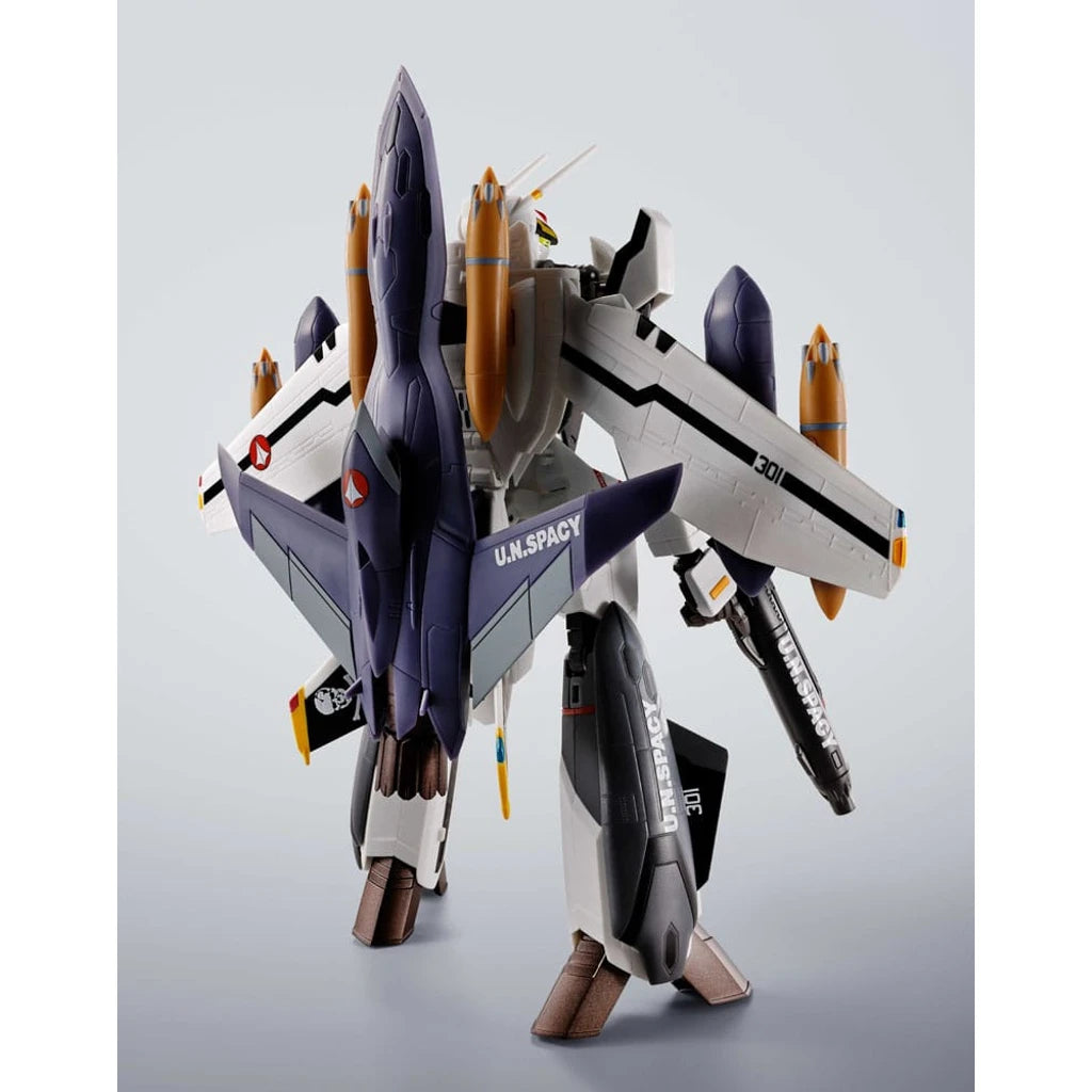 Macross 7 Hi-Metal R Action Figure VF-0S Phoenix (Roy Focker Use) & QF-2200D-B Ghost Set 14 cm