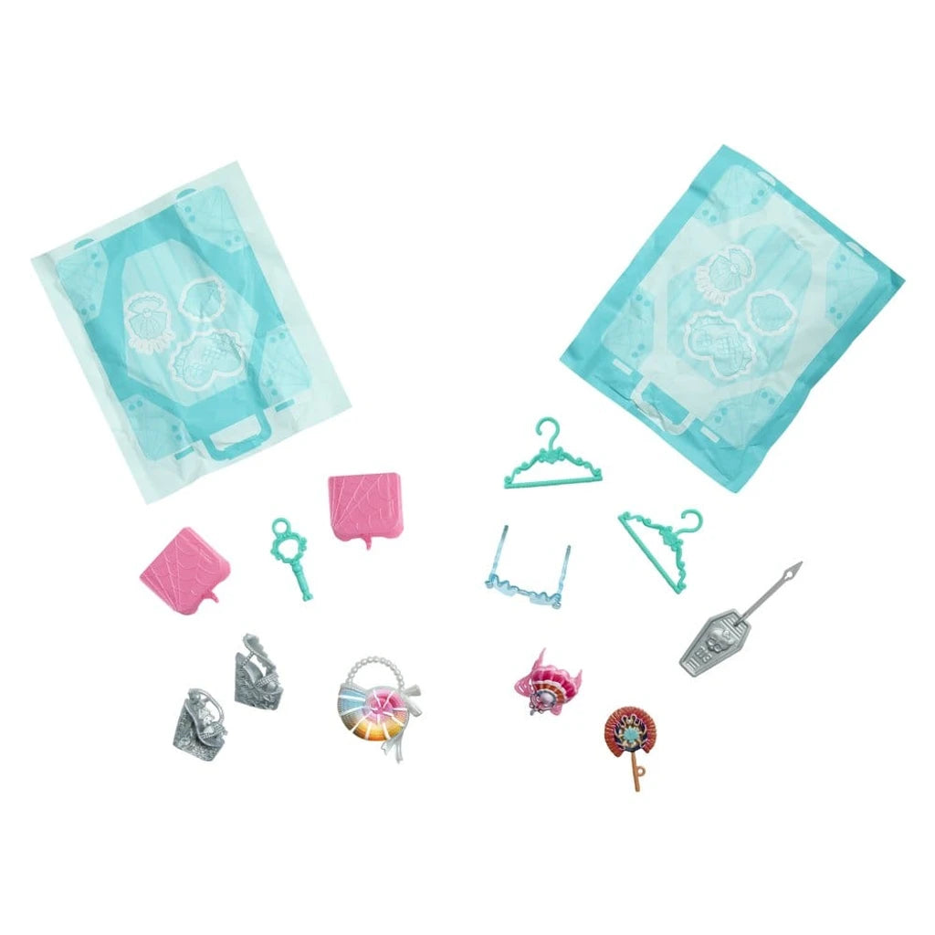 Monster High Skulltimate Secrets Doll Destination: Gore-geous Oasis - Lagoona Blue
