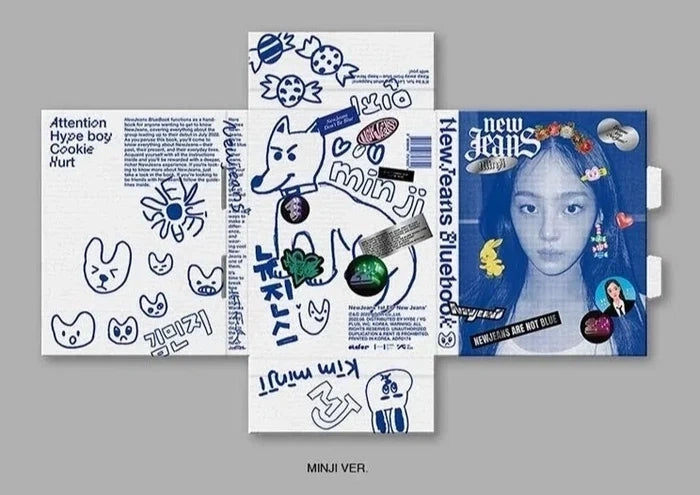 [EAN:8809848757822][IMG:6] NEWJEANS – NEW JEANS | 1 EP | BLUEBOOK Ver. | 2022 CD - Random Ver.