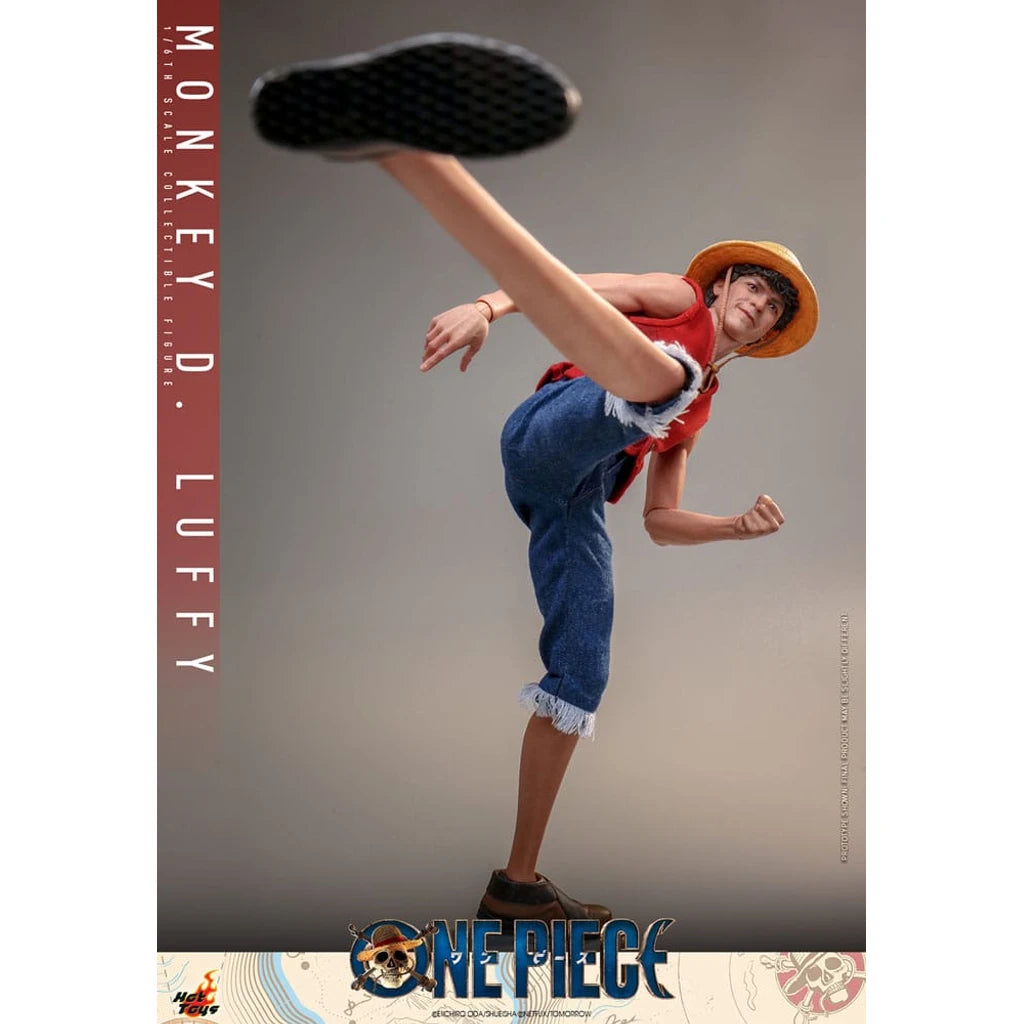 One Piece (Netflix) Action Figure 1/6 Monkey D. Luffy 31 cm