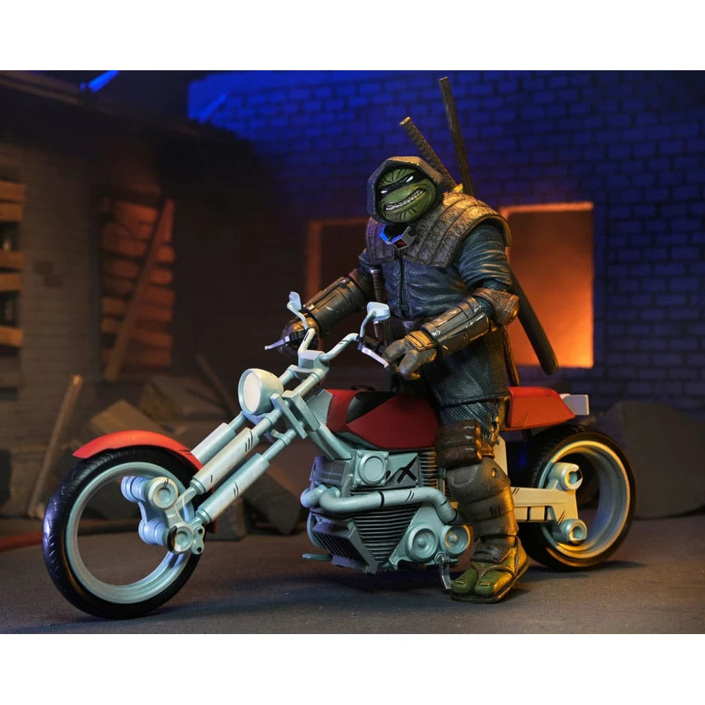 Teenage Mutant Ninja Turtles (The Last Ronin The Lost Years) Action Figure Casey Marie with Last Ronin Motorcycle 18 cm