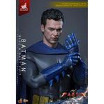 The Flash Movie Masterpiece Action Figure 1/6 Batman (Blue & Grey Suit) Limited Edition Hot Toys Exclusive 30 cm