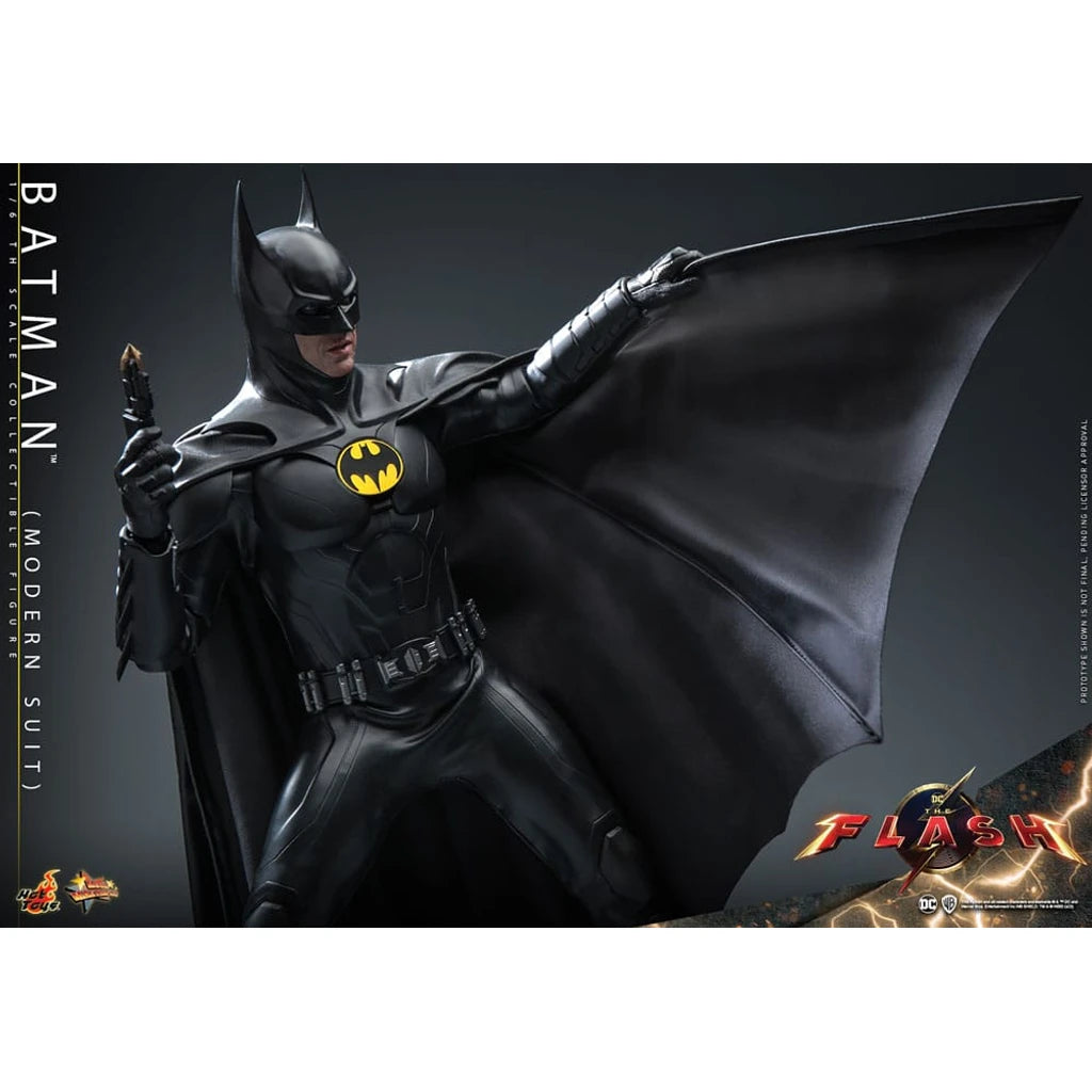 The Flash Movie Masterpiece Action Figure 1/6 Batman (Modern Suit) 30 cm