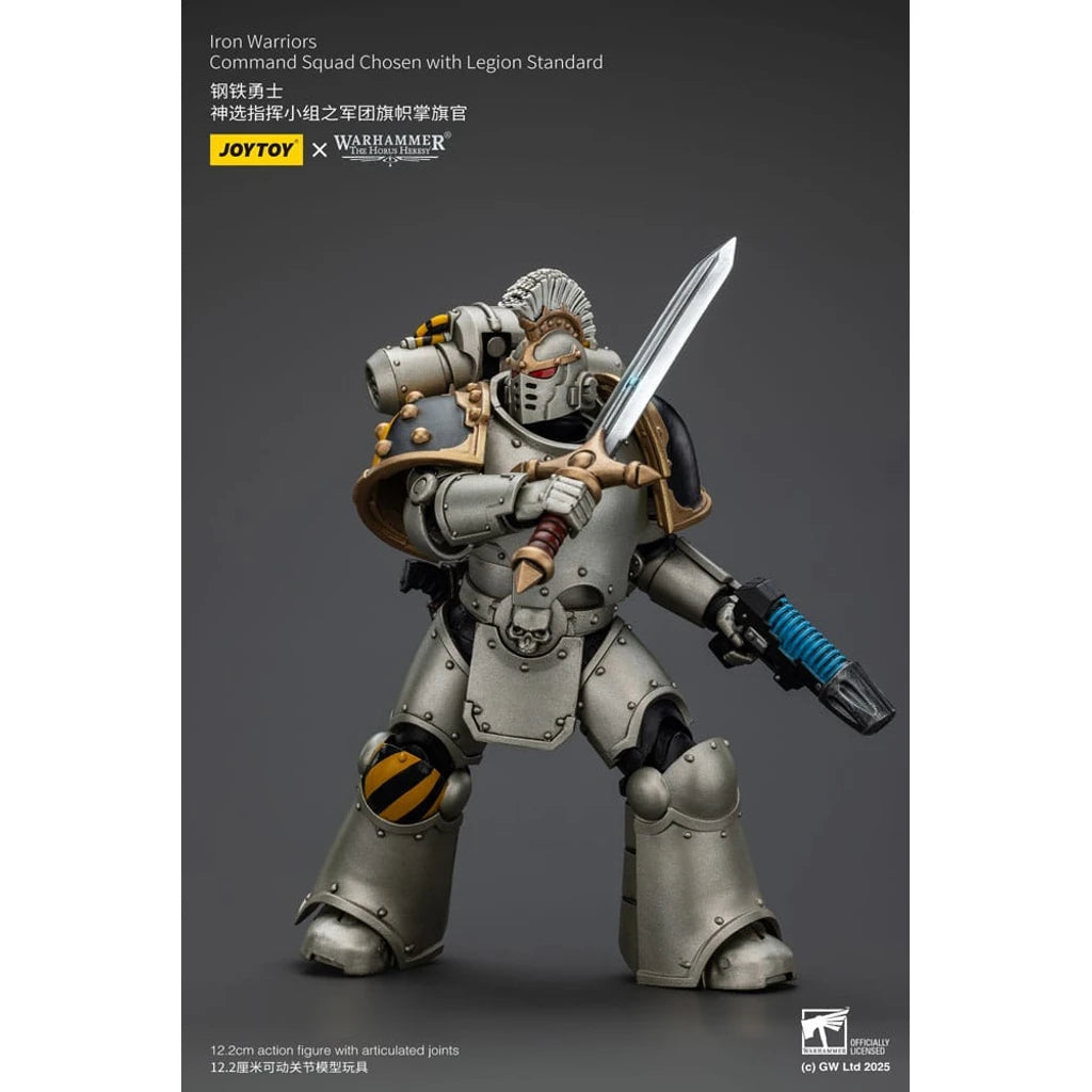 Warhammer The Horus Heresy Action Figure 1/18 lron Warriors Command Squad Chosen with Legion Standard 12 cm