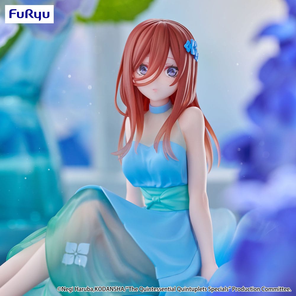 The Quintessential Quintuplets Specials Bloo-me! PVC Statue Nakano Miku 11 cm  