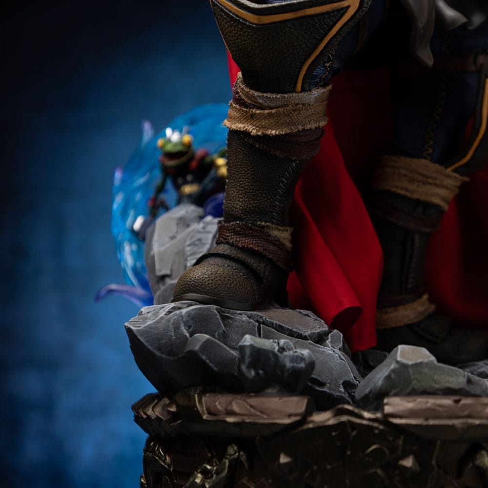 Marvel Legacy Replica Statue 1/4 Thor Unleashed     