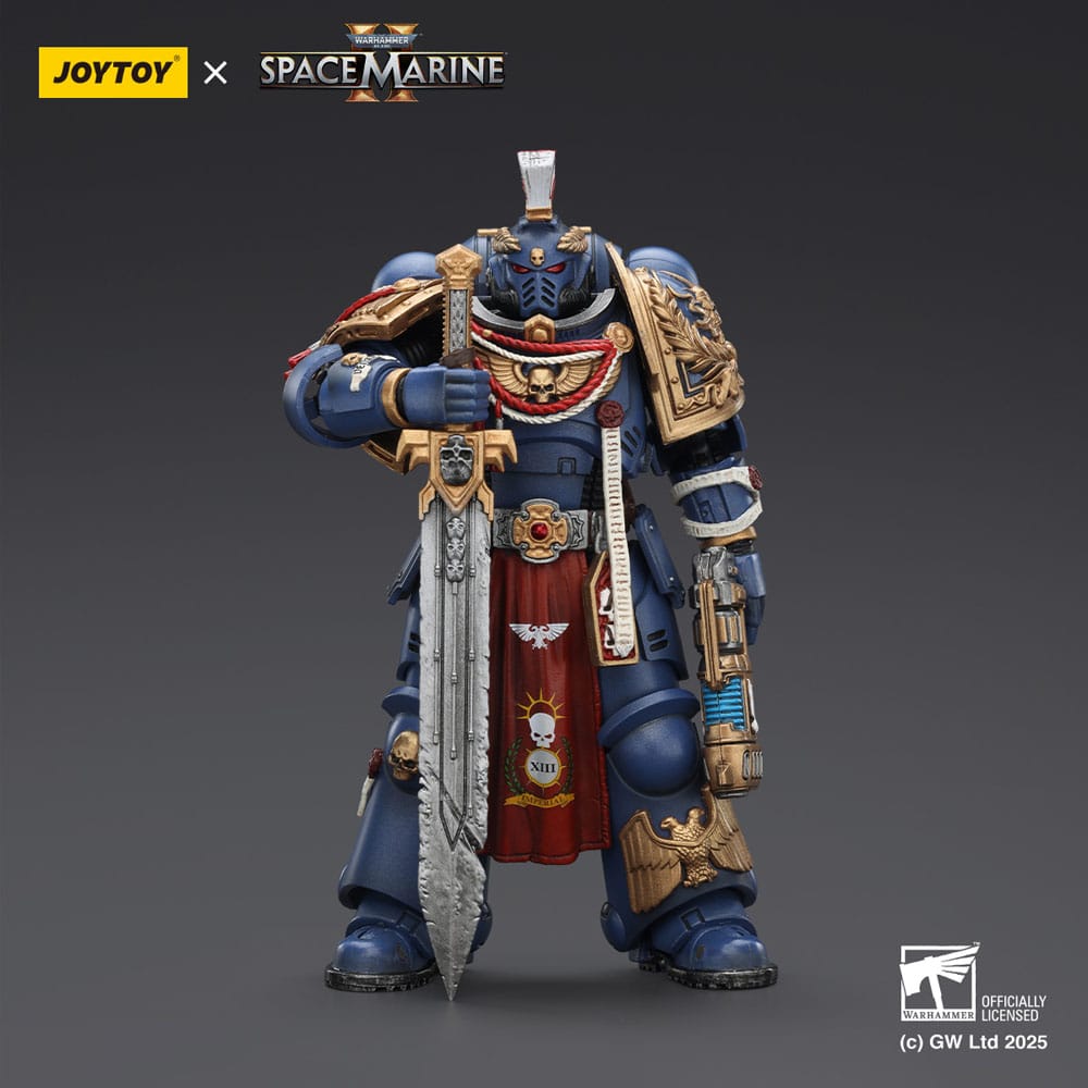 Warhammer 40,000: Space Marine 2 Action Figure Ultramarines Relic Primus Armourwith Plasma Pistol and Combat Blade 13 cm